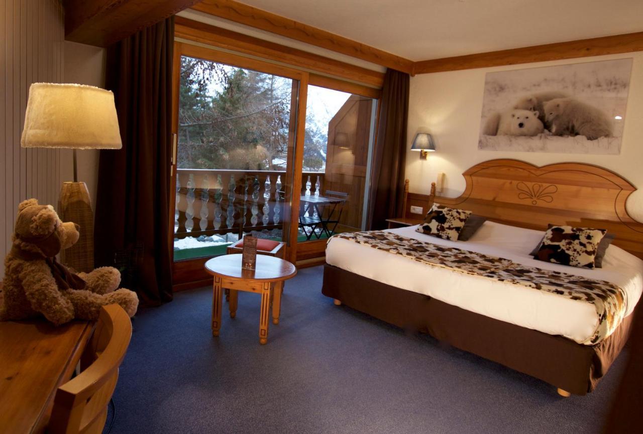 Hotel Serre Palas เลส์เดอซาลป์ ภายนอก รูปภาพ